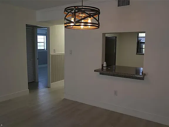 2 bed, 1700 sqft, $2,768 — Photo 2