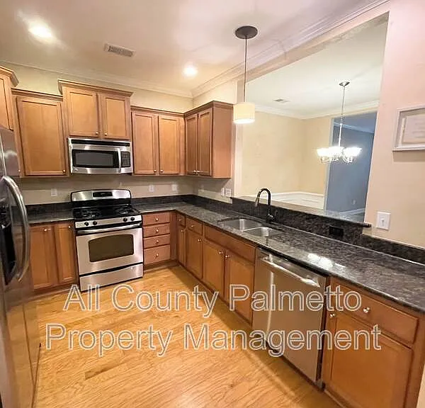 3639 Bagley Dr — Photo 1
