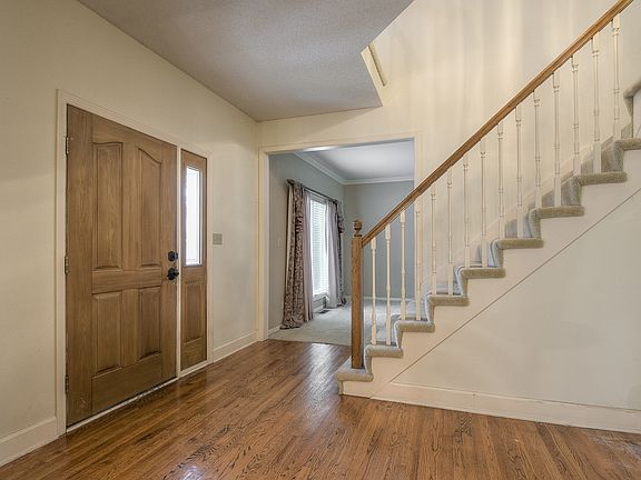 Entry Foyer
