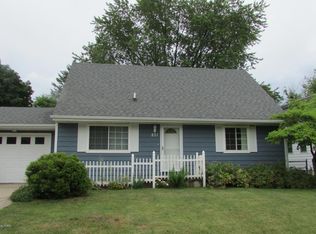 831 Holt St, Mason, MI 48854