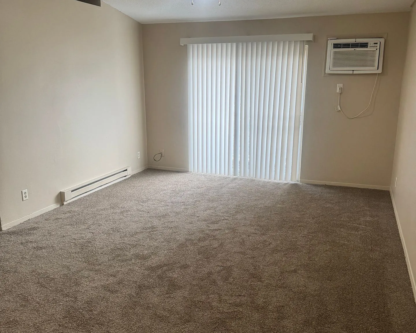 5201 S Union Street First Month $500 Off With September 1st Move In! — Photo 2