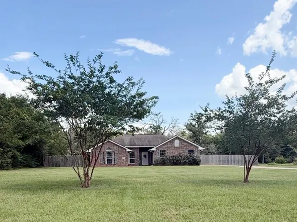 9638 Woodview (pvt) Dr, College Station, TX 77845