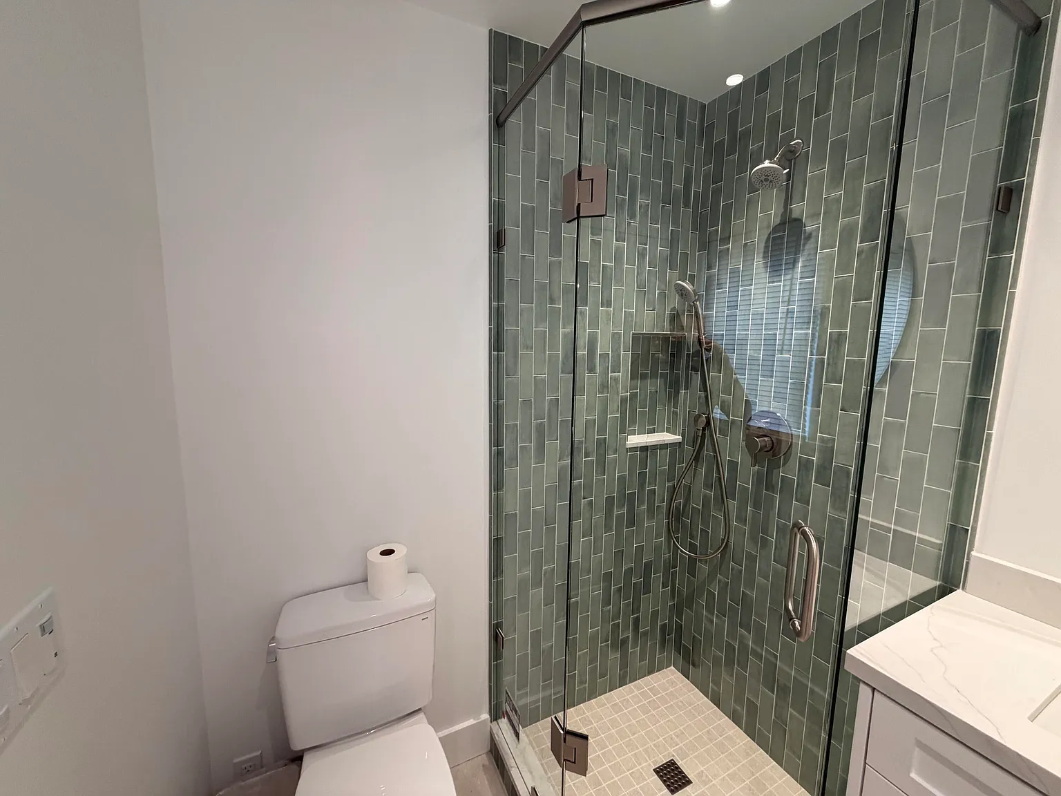 1 bed, 1.0 bath, $2,550 — Photo 4
