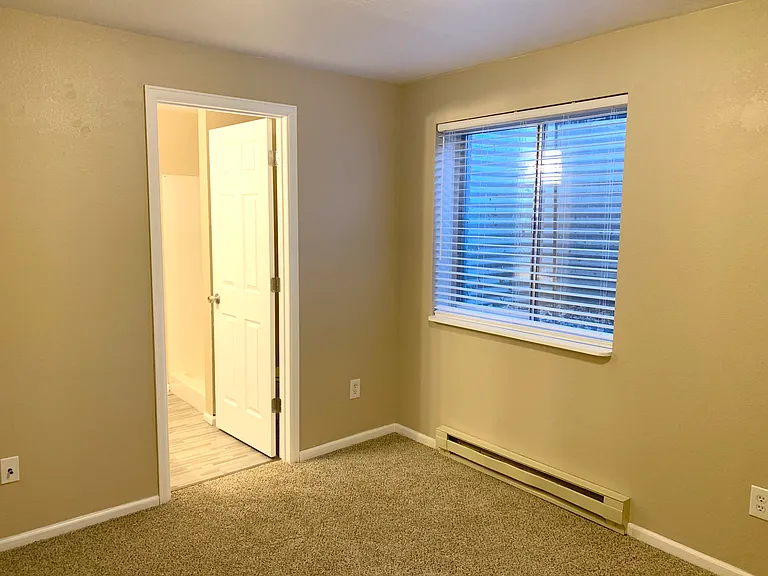 1700 Erin Ct #B — Photo 25