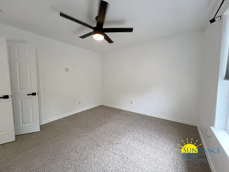 492 Jillian Dr — Photo 19
