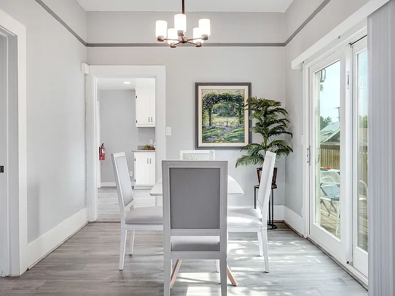 Dining Space (Living room)