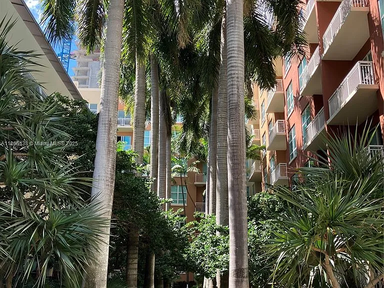 2001 Biscayne Blvd #3503 — Photo 3