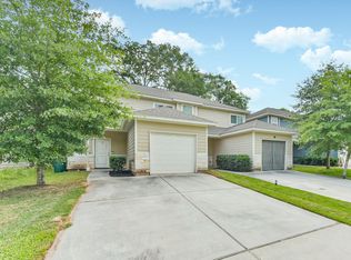 914 Shady Ln, Conroe, TX 77301