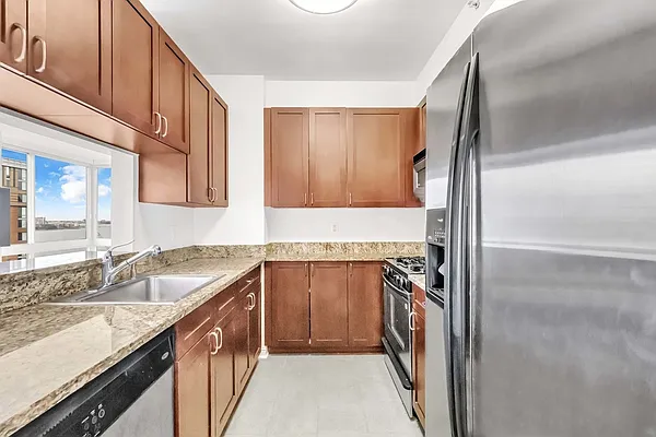 Rented by R New York | media 5