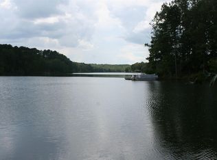 126 Harbour Pointe Dr, Chesnee, SC 29323