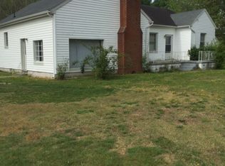 133 Meadowville Rd, Chester, VA 23836