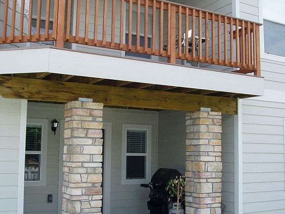 balcony & covered patio