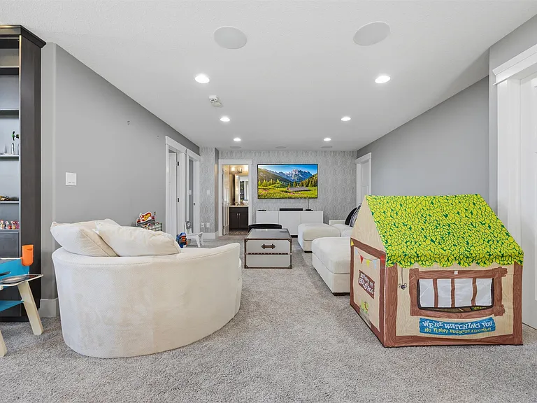 1305 Hainstock Way SW — Photo 29