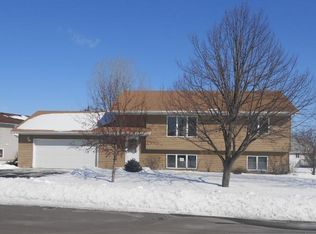 7344 Degrio Way, Inver Grove Heights, MN 55076