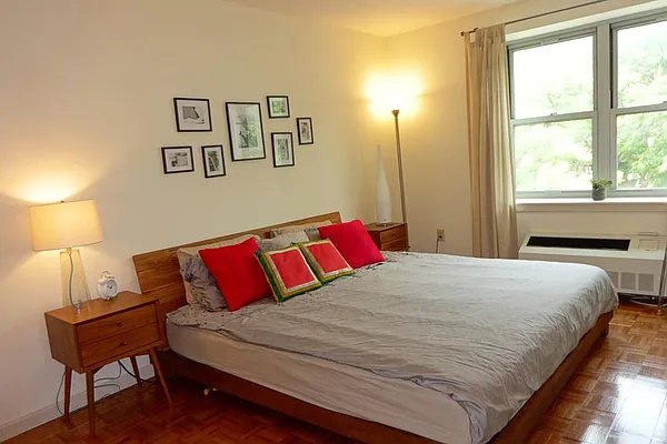 Rented by Corcoran | media 18
