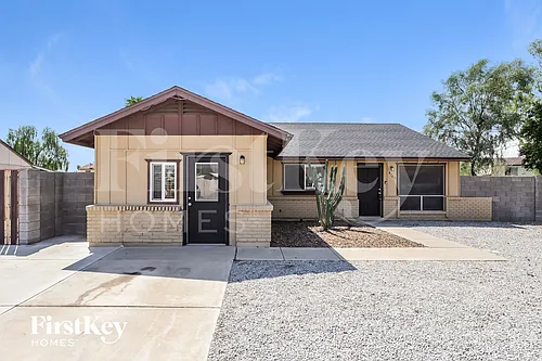4745 W Morrow Dr Photo 1