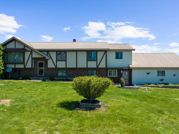 2727 Buss Rd, Bath, PA 18014