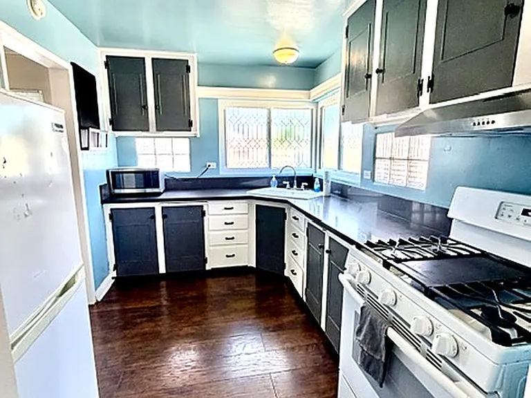 445 1/2 E Puente St — Photo 15