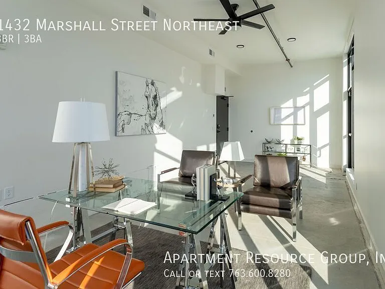 1432 Marshall St NE — Photo 19