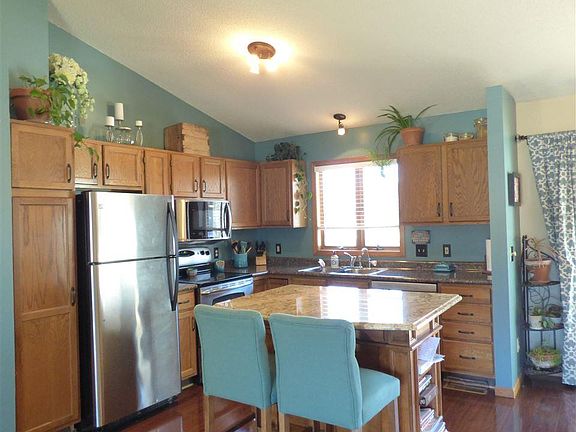 2nd image of 216 Wadsworth Dr