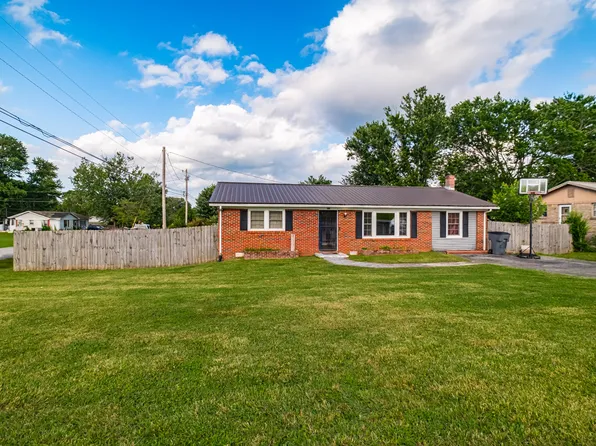 404 Mullican St, McMinnville, TN 37110