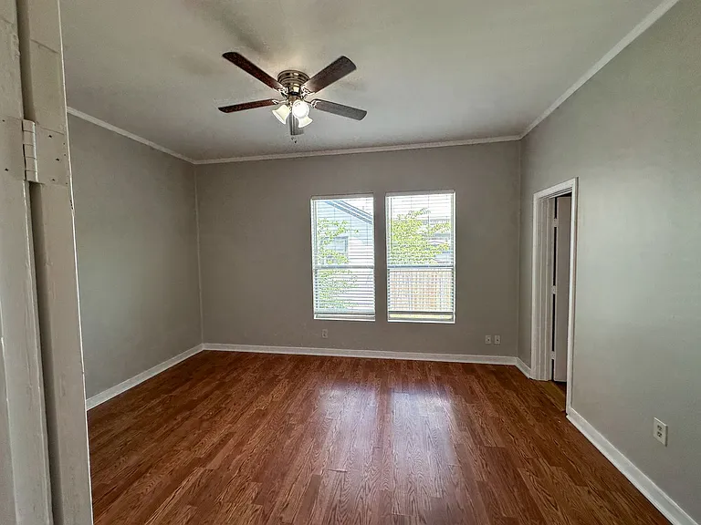 611 Nelray Blvd #B — Photo 31