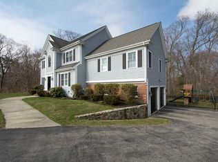 4 Rose Hill Ln, Cohasset, MA 02025