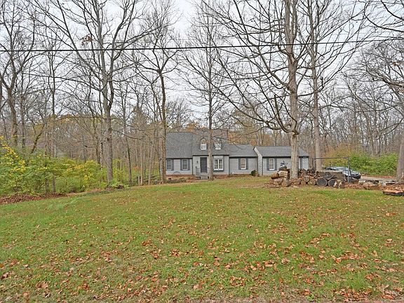 3rd image of 5073 Sanro Dr