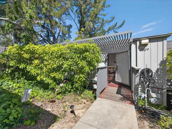 1509 Ashwood Dr, Martinez, CA 94553