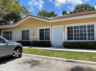 3846 SW 48th Ave, Hollywood, FL 33023