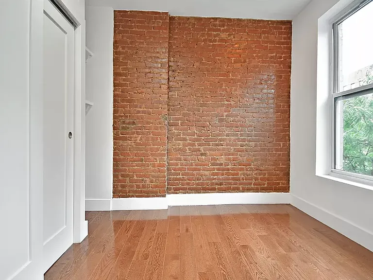 1158 2nd Ave #3W — Photo 4