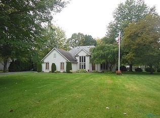 9150 Dorr St, Holland, OH 43528