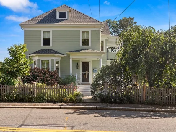 77 Green St, Marblehead, MA 01945
