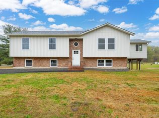 121 Brandy Lane, Wappingers Falls, NY 12590