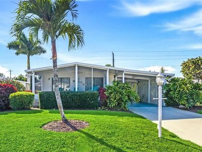 49 Le Mans DR, Naples, FL, 34112