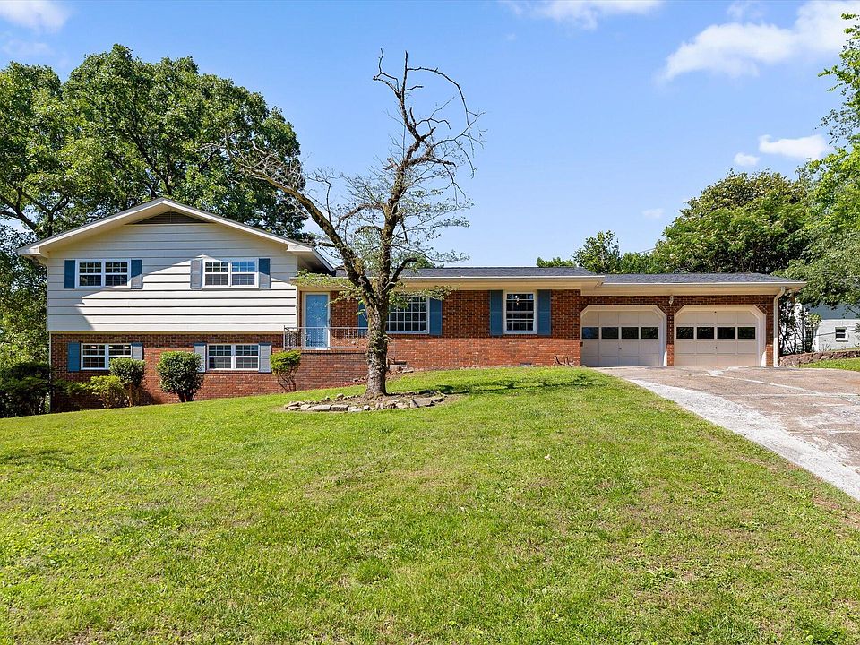 1st image of 404 Lark Ln