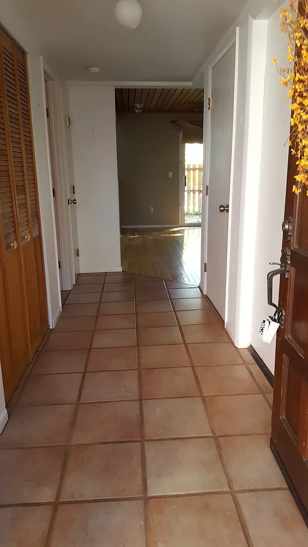 Charming 2 story Townhouse 2bd 2ba — Photo 3