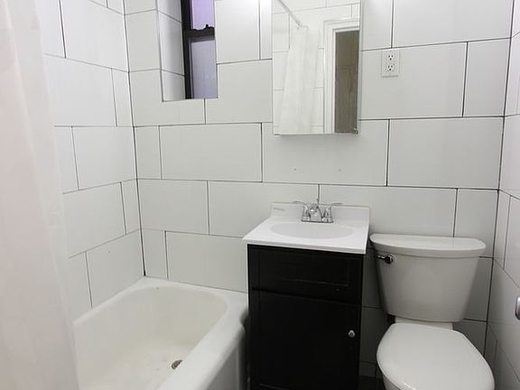 5th image of 210 E 38th St APT 2A