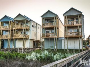 211 Bridgeview Ct #B, Surf City, NC 28445