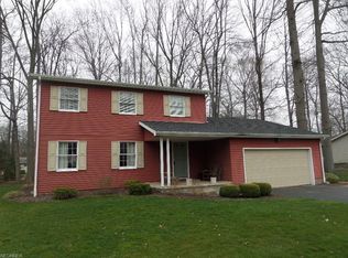 333 Greenbriar Dr, Cortland, OH