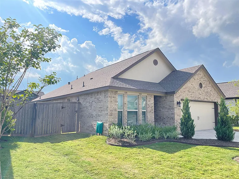 2706 Lemonwood Ln — Photo 2