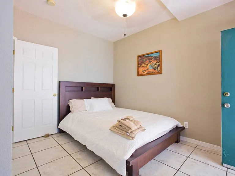 2324 W 31st Ave — Photo 13