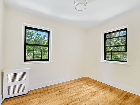 5th image of 203-15 42nd Ave #3B
