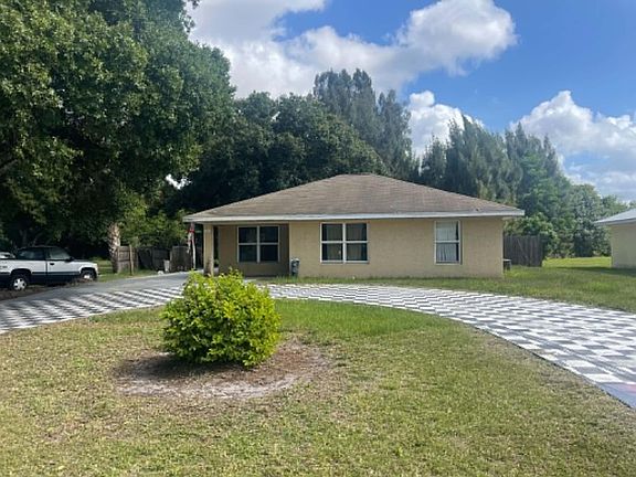 3rd image of 1106 NW 7th Court