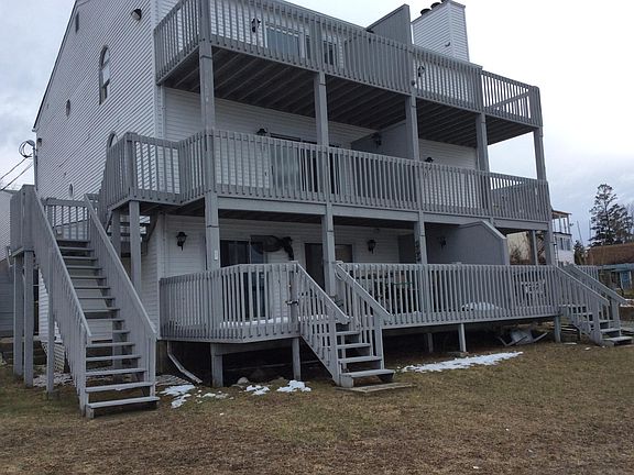 2nd image of 86 Cove St #A