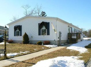 31 Sycamore Ln, Mays Landing, NJ 08330