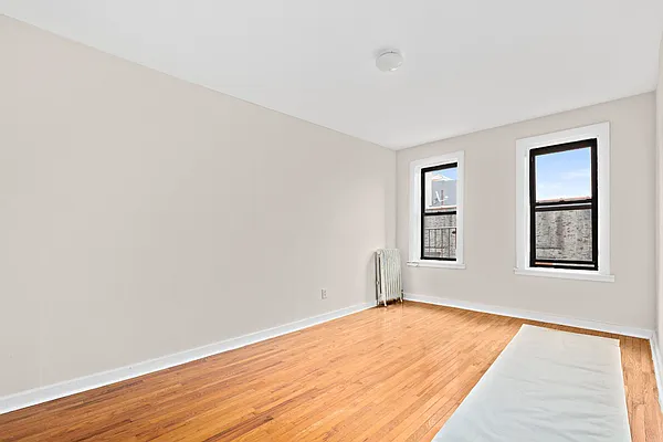 Rented by Keller Williams NYC | media 15