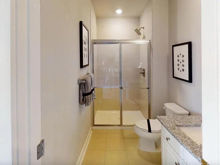 Full bathroom in loft