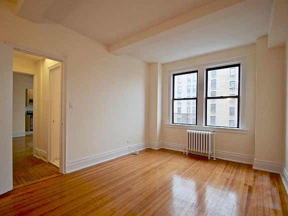 5th image of 639 W 173rd St APT 8C