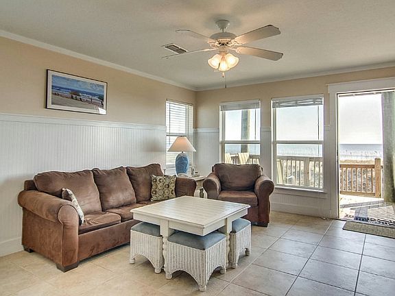3rd image of 525B Ocean Ave #B